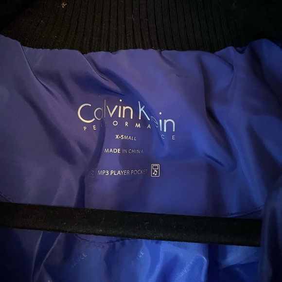 Calvin Klein Puffer Quilted vest - Picture 8 of 8